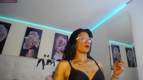 Zarah online show from March 26, 5:36 pm