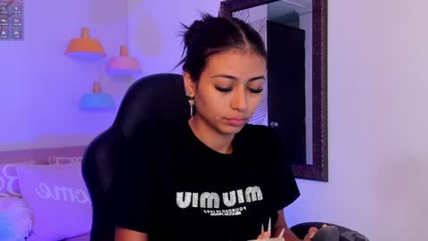Snapshot of zaralim chatting on December 10, 12:16 pm Zara Lim online show from December 10, 12:16 pm