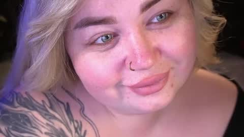 Lola online show from April 21, 2:51 am