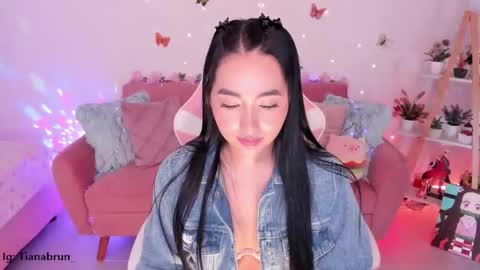 Snapshot of zaratorres_ chatting on October 16, 11:35 am Zara online show from October 16, 11:35 am