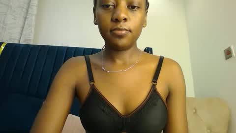 zariah online show from April 22, 2:52 am