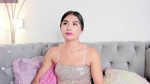 Snapshot of zayda_ chatting on December 31, 6:02 pm Zayda online show from December 31, 6:02 pm