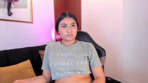 Snapshot of zayda_ chatting on October 14, 9:39 pm Zayda online show from October 14, 9:39 pm