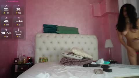Snapshot of zayla_skye chatting on October 15, 4:26 am Zayla online show from October 15, 4:26 am
