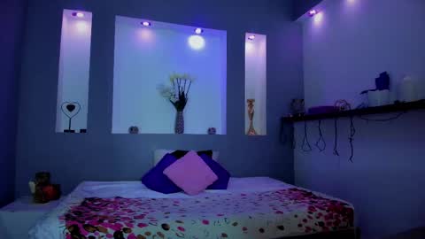 Karolyne online show from April 13, 11:22 am