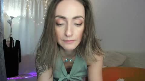 Snapshot of zefir_ka_ chatting on February 19, 2:44 pm Zefir ka online show from February 19, 2:44 pm