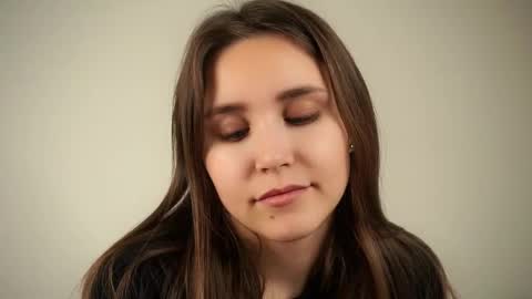 Emilia online show from September 27, 1:13 am