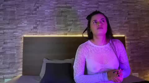 zenda_biancha online show from April 20, 11:35 am