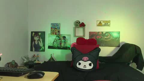 Snapshot of zhirleyada chatting on January 8, 8:39 pm zhirleyada online show from January 8, 8:39 pm