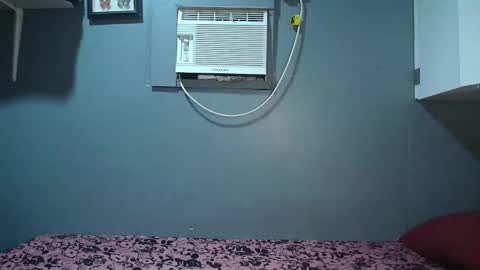 Mich online show from March 8, 2:04 am