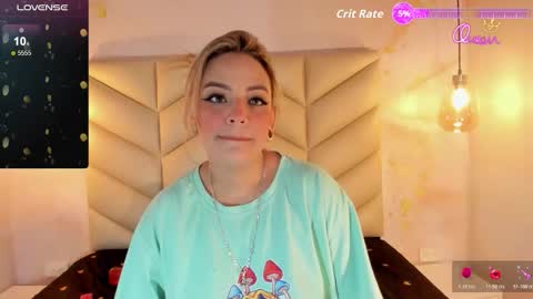 zihaadams_ online show from March 17, 9:19 pm