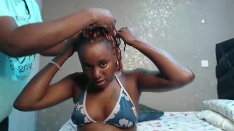 Zinadine online show from March 2, 5:30 am