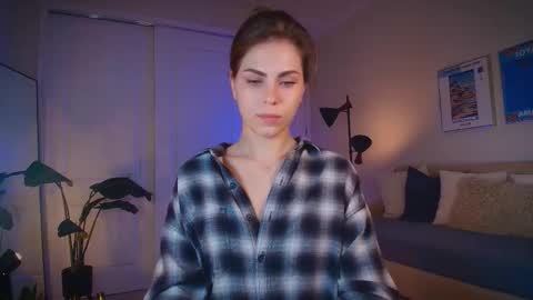 Zara  Join next live  at 5PM EST  online show from October 13, 9:39 pm