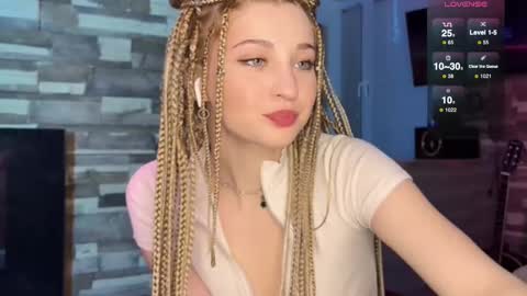 Zoe online show from March 9, 4:22 pm