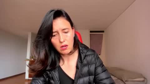 ZOE online show from October 25, 8:26 pm