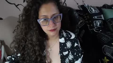 Zoe Koller online show from October 22, 10:53 am