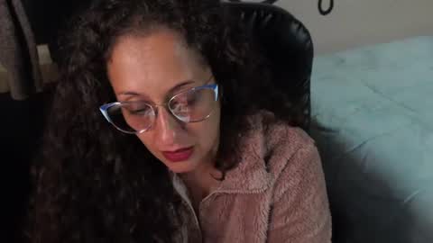 Zoe Koller online show from August 1, 11:51 pm