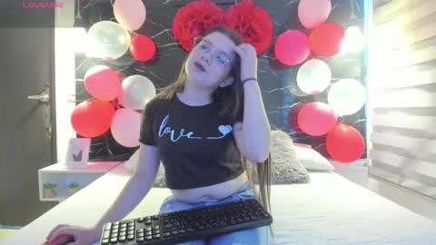 Zoe online show from February 21, 11:55 am