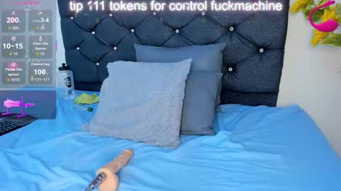 Zoe online show from December 3, 9:28 pm