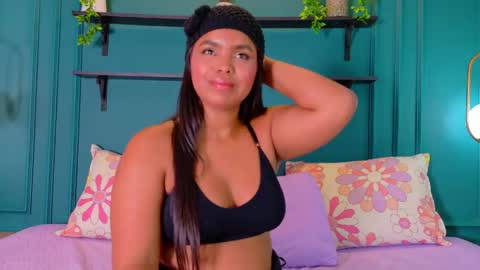 Zoe online show from April 22, 6:27 pm