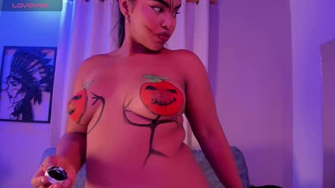 Zoe online show from November 1, 4:27 am