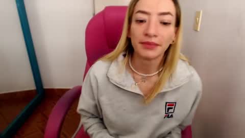 zoe online show from July 24, 3:37 am