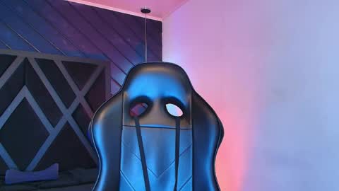 Zoe 3 online show from April 20, 5:27 pm