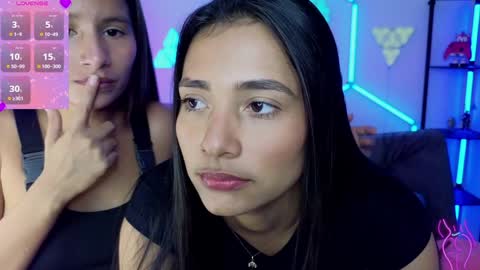 Snapshot of zoee_pamela99 chatting on January 20, 6:43 pm pamela online show from January 20, 6:43 pm