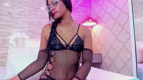 ZoeeSmitth online show from March 9, 12:19 pm