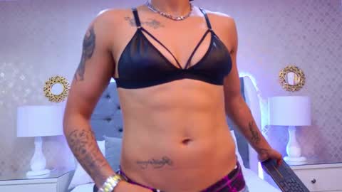 Zoe Krug online show from November 27, 8:12 pm