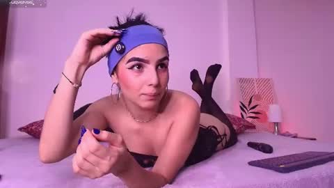 lia  monroe online show from July 13, 3:40 am