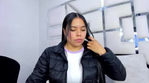 ZoeSwam online show from October 27, 12:44 pm