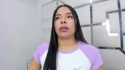 ZoeSwam online show from April 26, 2:26 pm