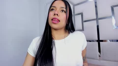 ZoeSwam online show from September 21, 2:16 pm