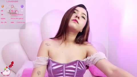 zoewillian online show from March 7, 5:36 am