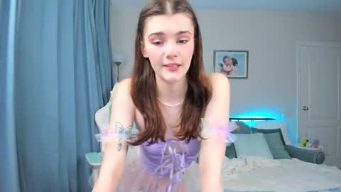 Zoey Lane online show from September 21, 4:22 am