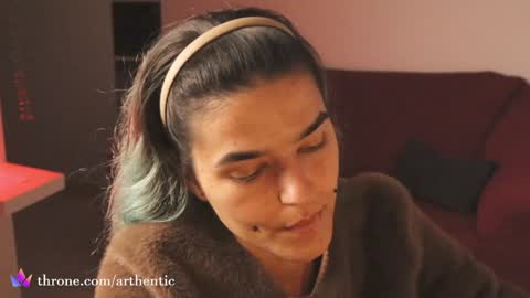 Snapshot of zorosgiirl chatting on February 4, 6:49 pm Birthday Stream - Dec 5 online show from February 4, 6:49 pm