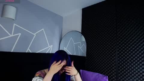 zpzphot online show from April 24, 12:13 am