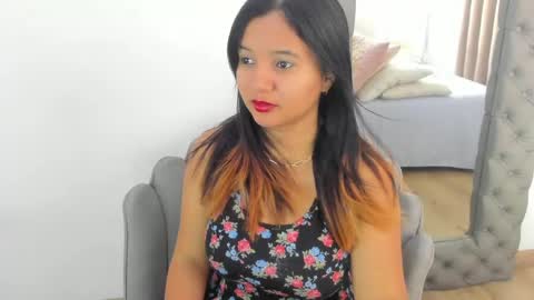 Im Zusan My schedule is from 1030pm to 430 am colombian time online show from April 24, 9:28 pm