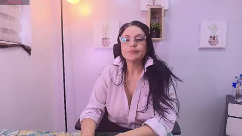 Zuzana21 online show from April 24, 1:14 pm