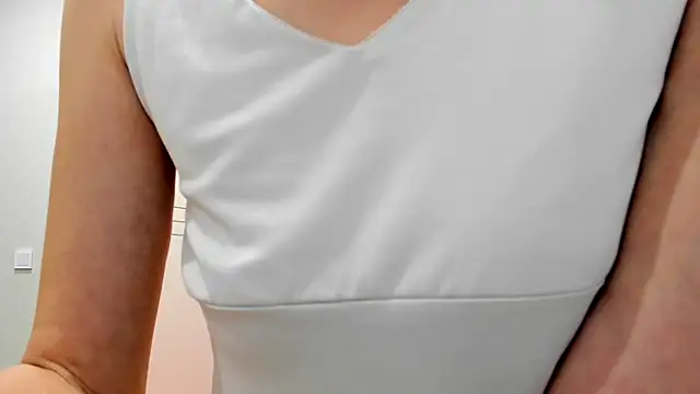 angelmommu online show from September 29, 11:04 am