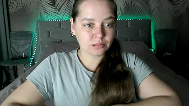 uliastar online show from October 21, 5:33 am