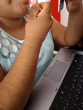 FerLu8 online show from April 16, 8:19 pm