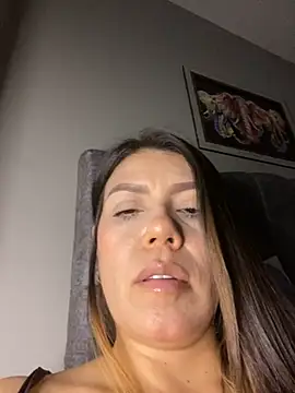 martina contreras online show from May 16, 8:17 am