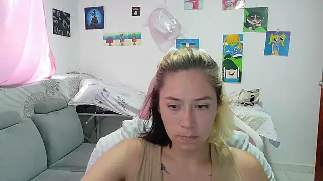 MommyMiaWs online show from April 27, 7:55 pm