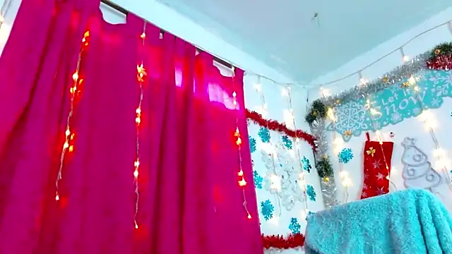 monica little23 online show from December 21, 1:26 pm