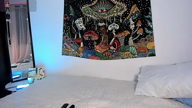 Snapshot of emilybae_ chatting on October 3, 1:54 am emilybae online show from October 3, 1:54 am
