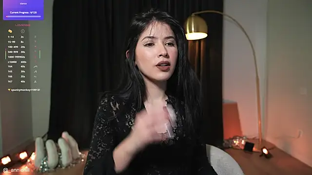 anniehillofficial online show from January 13, 6:23 pm