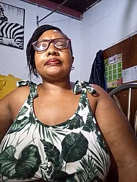 YELLOW BONE online show from February 19, 8:40 pm