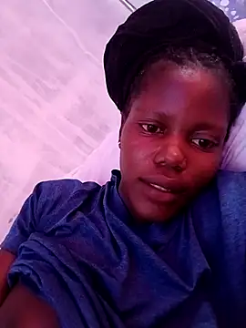 Snapshot of African_qwene chatting on October 24, 6:53 am African qwene online show from October 24, 6:53 am